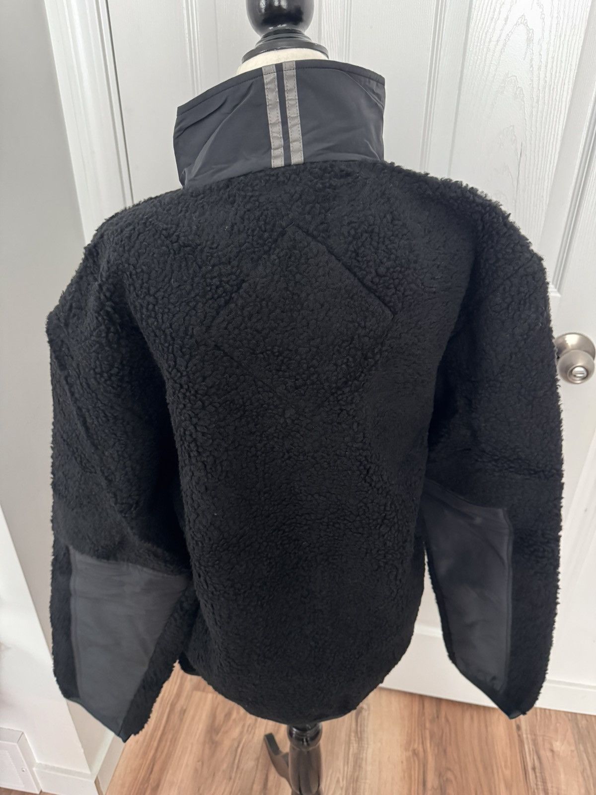 Canada Goose 🆕Canada Goose Kelowna Fleece Jacket, XS and S available Size US S / EU 44-46 / 1 - 3 Thumbnail