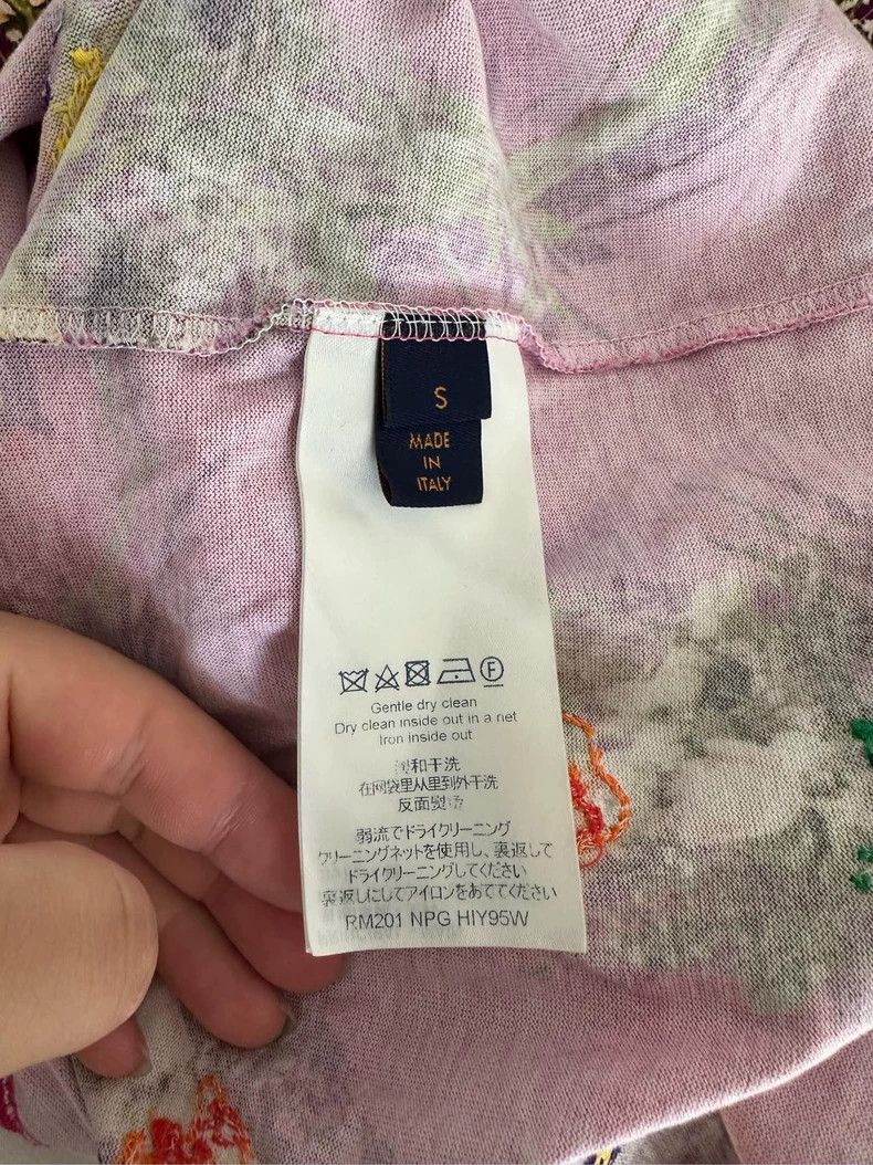 Louis Vuitton LOUIS VUITTON short sleeves Size US S / EU 44-46 / 1 - 4 Thumbnail