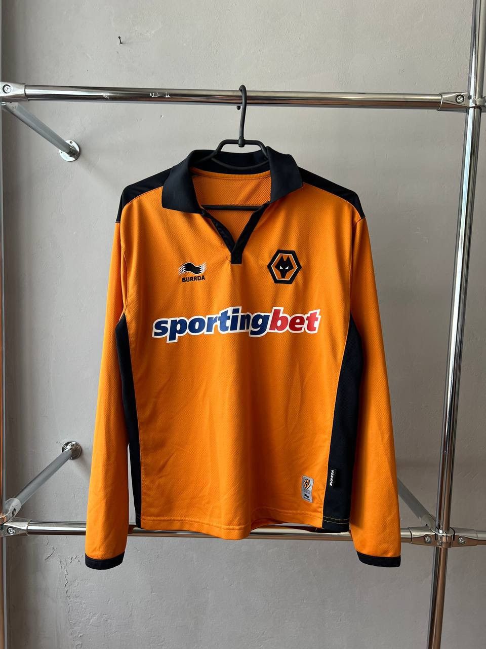 Vintage 2010/11 WOLVERHAMPTON HOME SOCCER JERSEY FOOTBALL SHIRT S Size US S / EU 44-46 / 1 - 3 Thumbnail
