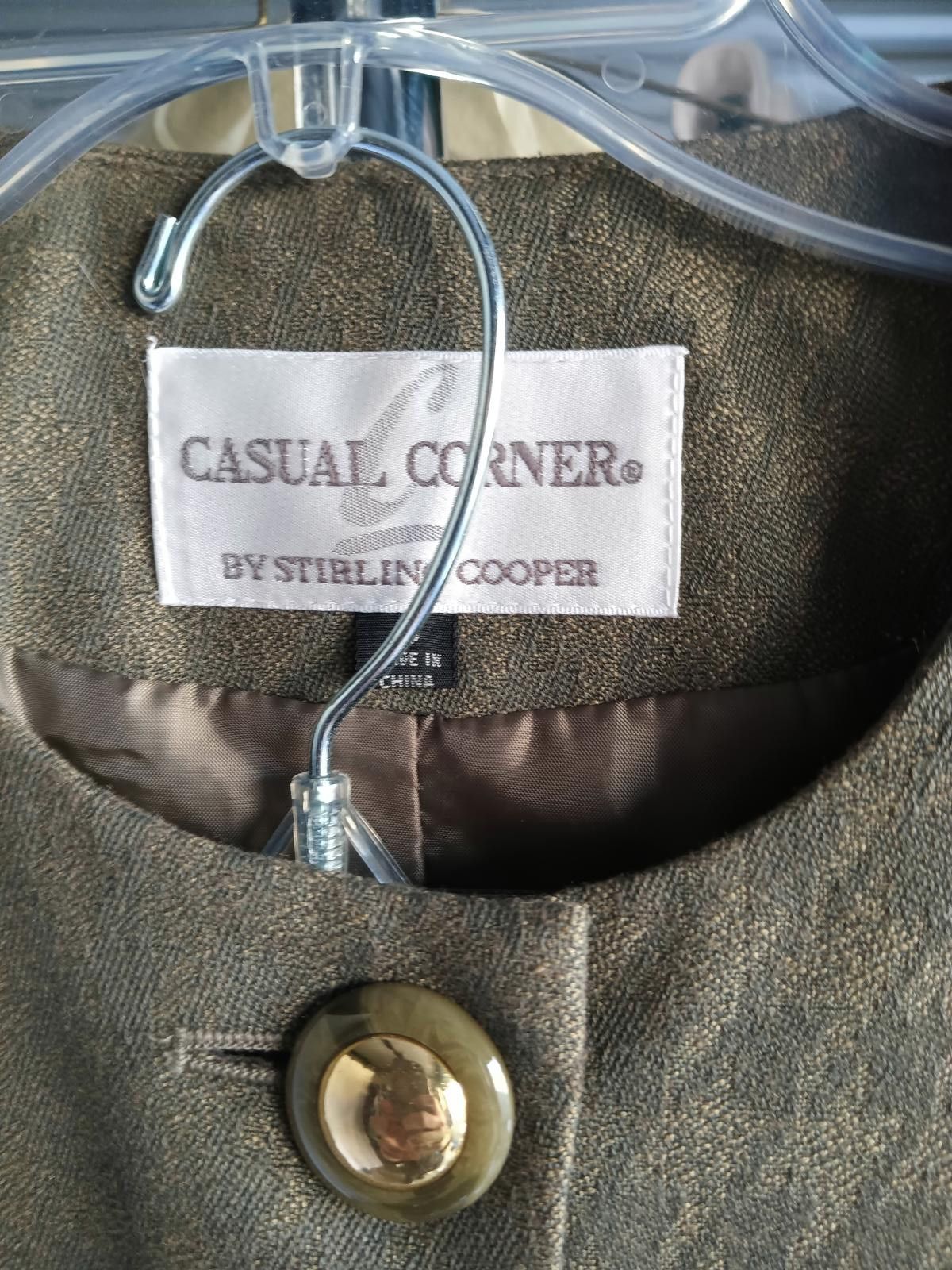 Designer Elegant Women's Suit by Casual Corner - Olive Green Size M / US 6-8 / IT 42-44 - 4 Thumbnail