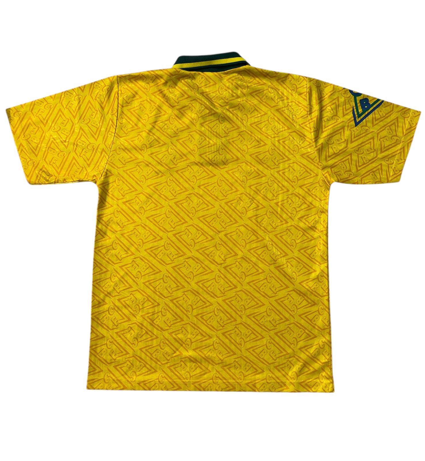 Vintage Vintage Uhisport Brazil 1994 Football Jersey Size US L / EU 52-54 / 3 - 2 Thumbnail
