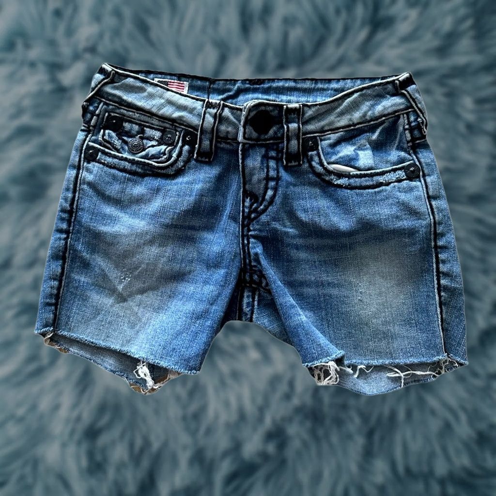 True Religion VINTAGE True Religion Jeans Shorts Women’s Mini Cut Off 26 Low Rise Denim Y2K/90s Logo Embroidered Pocket Blue Womens Size 26" / US 2 / IT 38 - 1 Thumbnail