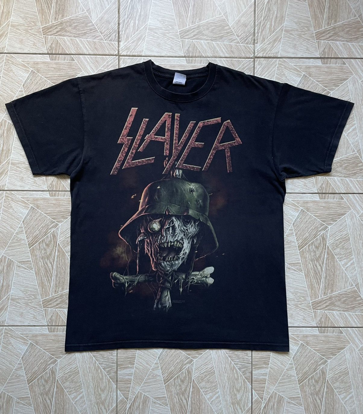 Band Tees Rare Y2K Vintage Slayer Soldier Big Logo 2014 Tee L Black Size US L / EU 52-54 / 3 - 1 Thumbnail