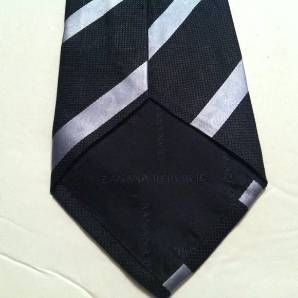 Banana Republic BANANA REPUBLIC MEN'S NAVY 100%SILK TIE WIDTH: 3 3/4" Size ONE SIZE - 2 Thumbnail