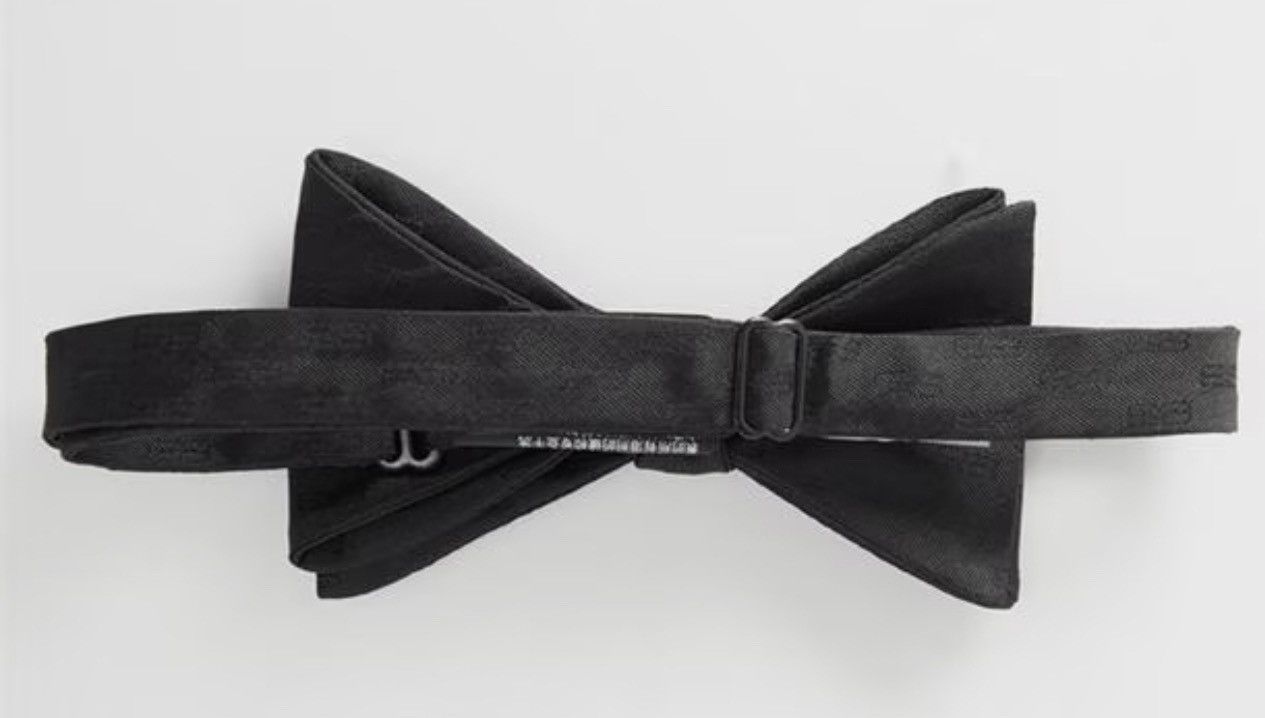 Balenciaga 🔥RARE Balenciaga Evening Bow Tie Size ONE SIZE - 2 Thumbnail