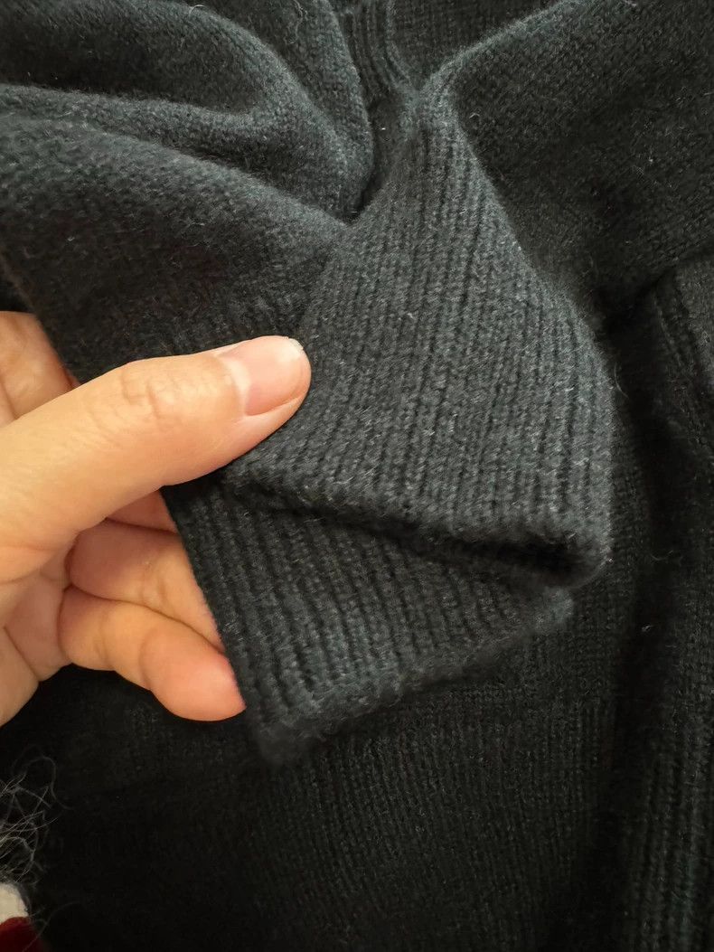 Givenchy Givenchy Cashmere Open Cardigan with Large V-Neck and Big Size US M / EU 48-50 / 2 - 3 Thumbnail