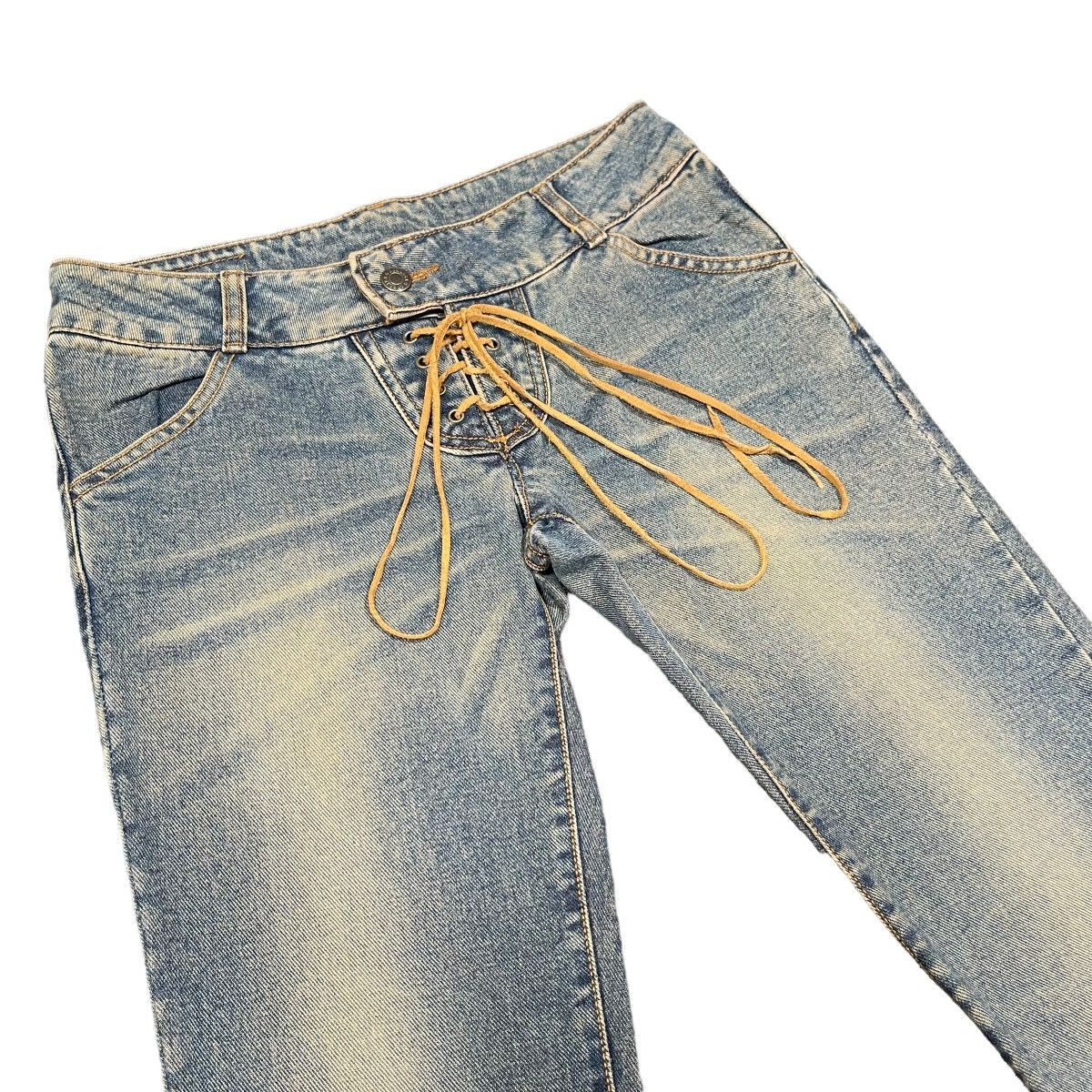 If Six Was Nine × Le Grande Bleu (L.G.B.) × Tornado Mart Flare Jeans Floral Embroidered Lace Washed Lolita Denim Size US 28 / EU 44 - 4 Thumbnail