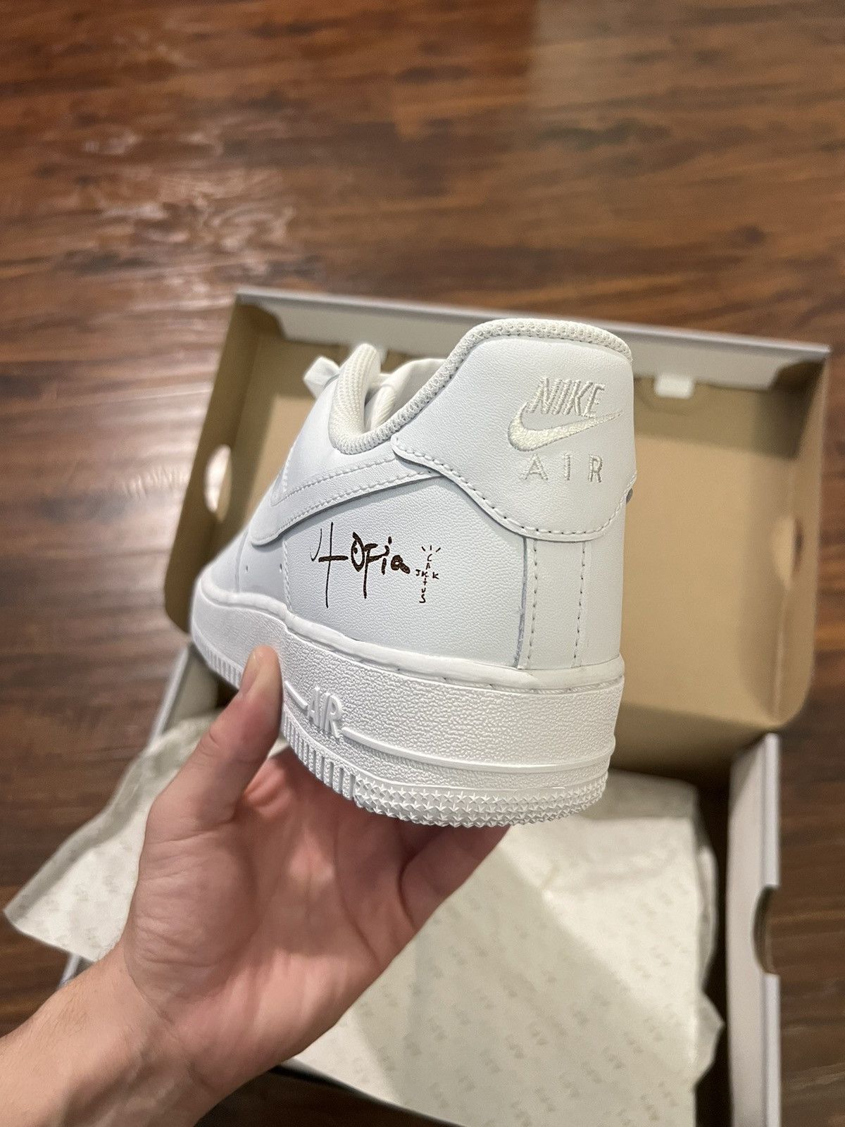 Nike × Travis Scott NIKE x CACTUS JACK AIR FORCE 1 UTOPIA Size US 8.5 / EU 41-42 - 5 Thumbnail