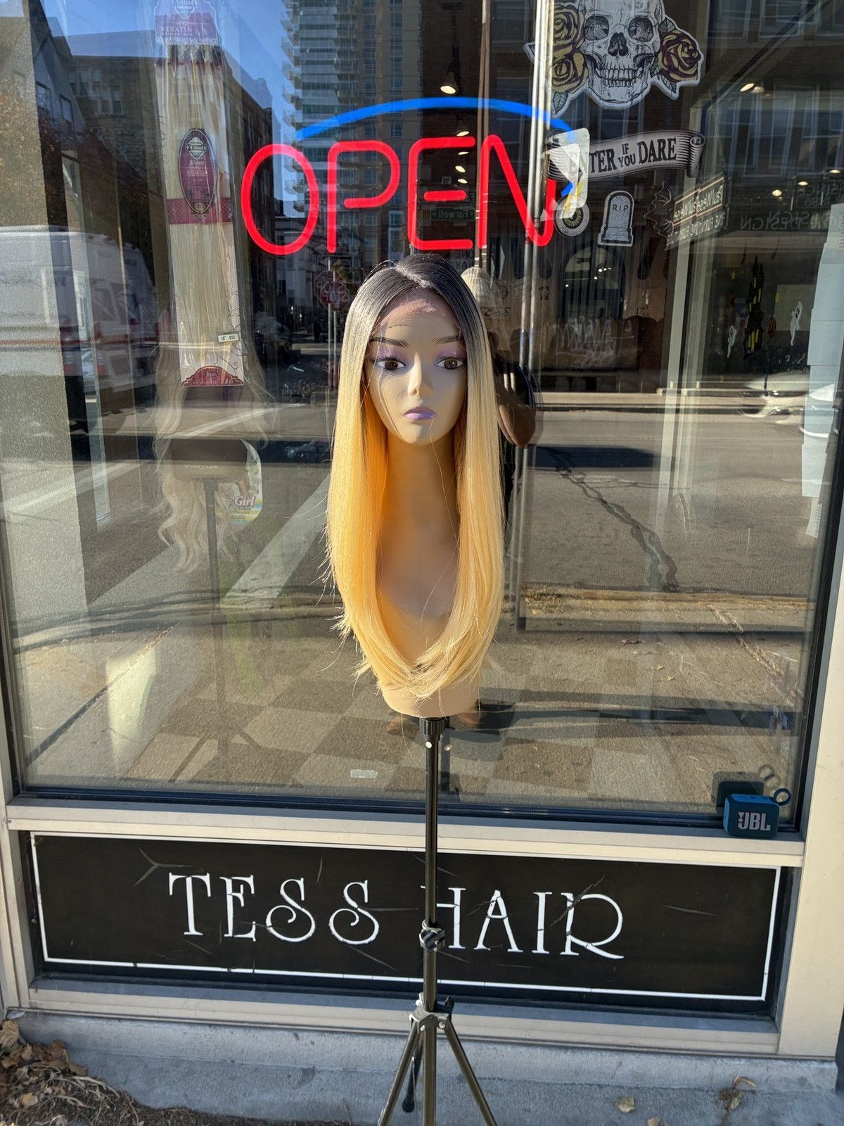 Tess wigs