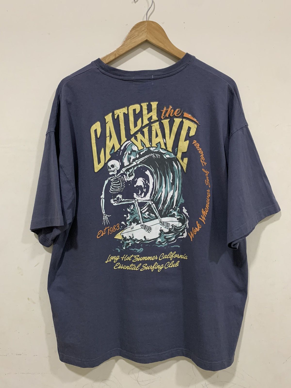 If Six Was Nine Skeleton surfing Tee Size US XXL / EU 58 / 5 - 1 Thumbnail