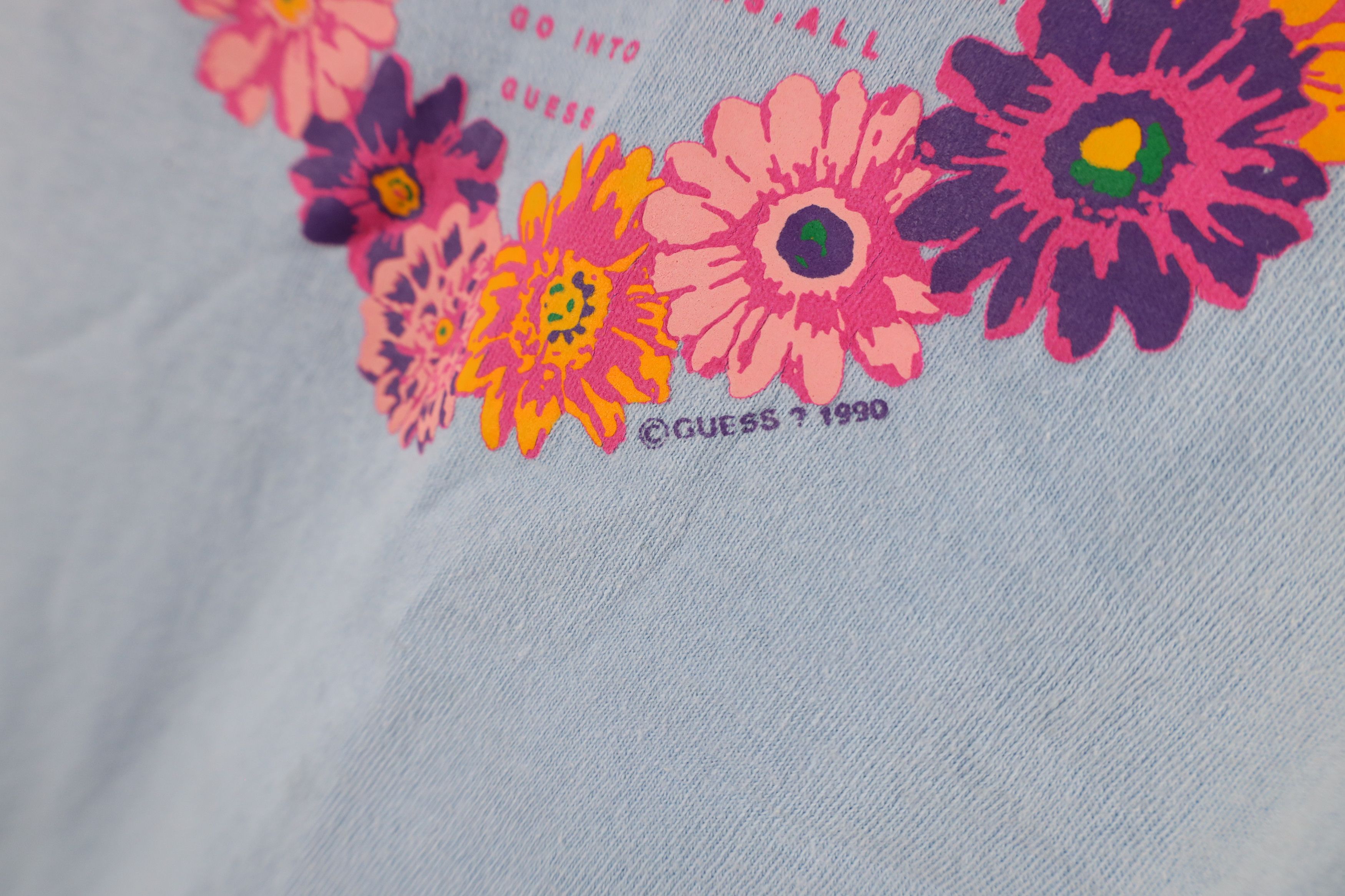 Guess × Vintage Vintage 90s Guess Heart Flower T-Shirt Blue Cotton USA Size M / US 6-8 / IT 42-44 - 5 Thumbnail
