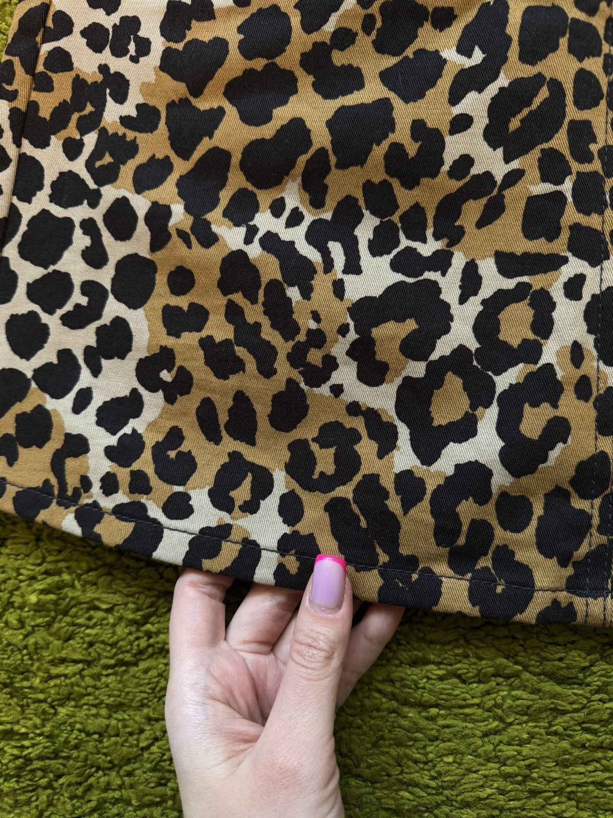 Designer × Max Mara × Weekend Max Mara Max Mara Weekend leopard pattern patch logo mini skirt Size 27" / US 4 / IT 40 - 5 Thumbnail