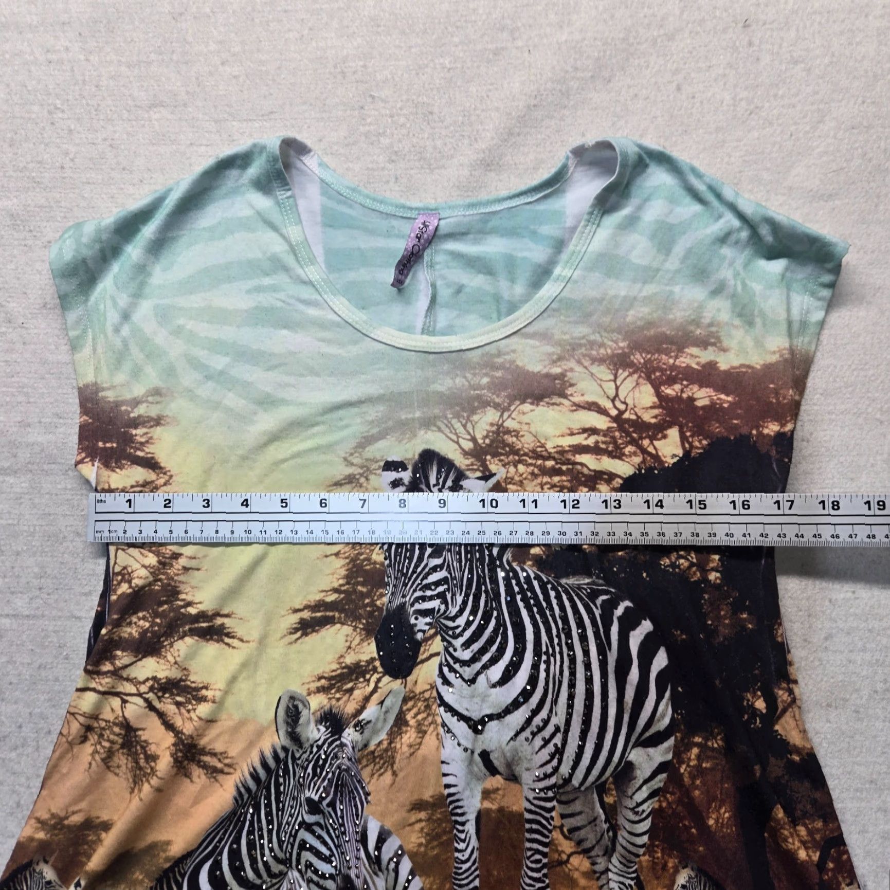 Vintage Allstar Clothing Shirt Adult Women's Size S Small Zebra Embellished Tee T Shirt Top Size S / US 4 / IT 40 - 5 Thumbnail