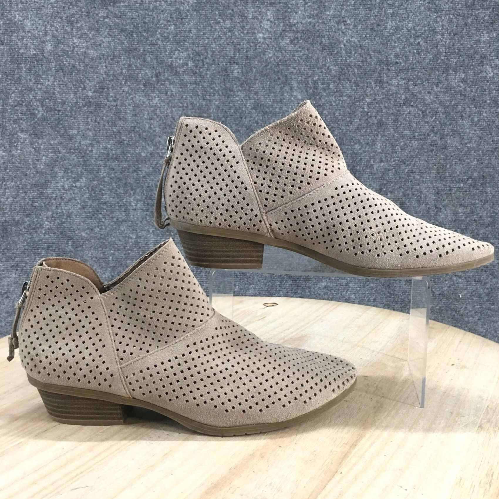 Kenneth Cole Kenneth Cole Reaction Boots Womens 9 M Side Walk Perf Ankle Bootie Brown Suede Size US 9 / IT 39 - 2 Thumbnail