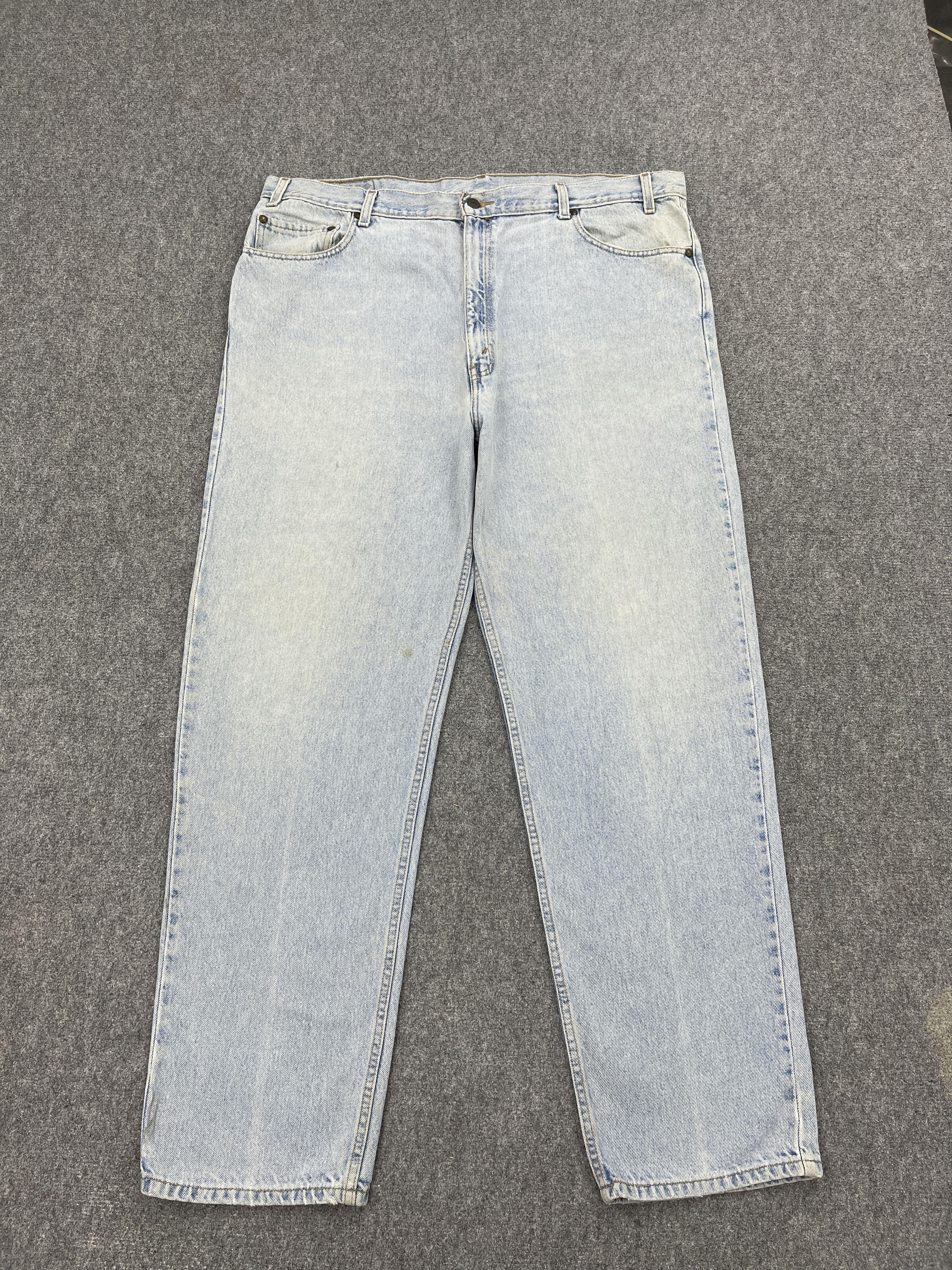 Levi's 90s Vintage Levis 540 Relaxed Light Washed Jeans DP2499 Size US 42 / EU 58 - 1 Thumbnail