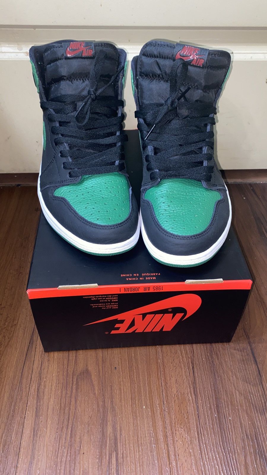 Jordan Brand Air Jordan 1 Retro High OG 2020 Pine Green Size US 11 / EU 44 - 3 Thumbnail