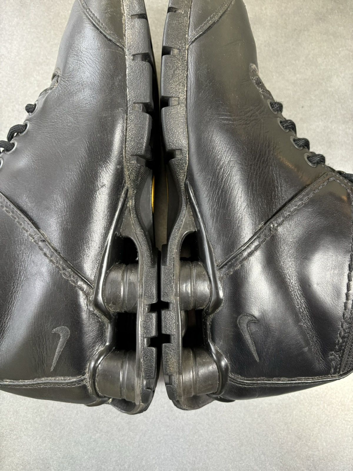 Nike × Vibram × Vintage 2004 Nike Shox Neo Mid Vintage Nike Shox Boots Vibram 308659 Size US 9 / EU 42 - 12 Thumbnail