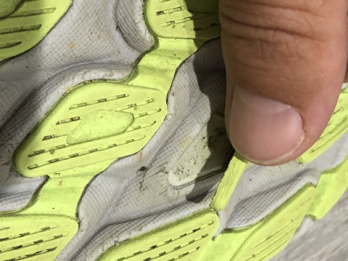 Hoka Hoka Clifton 9 1127896-GLLS Size US 10 / IT 40 - 15 Thumbnail