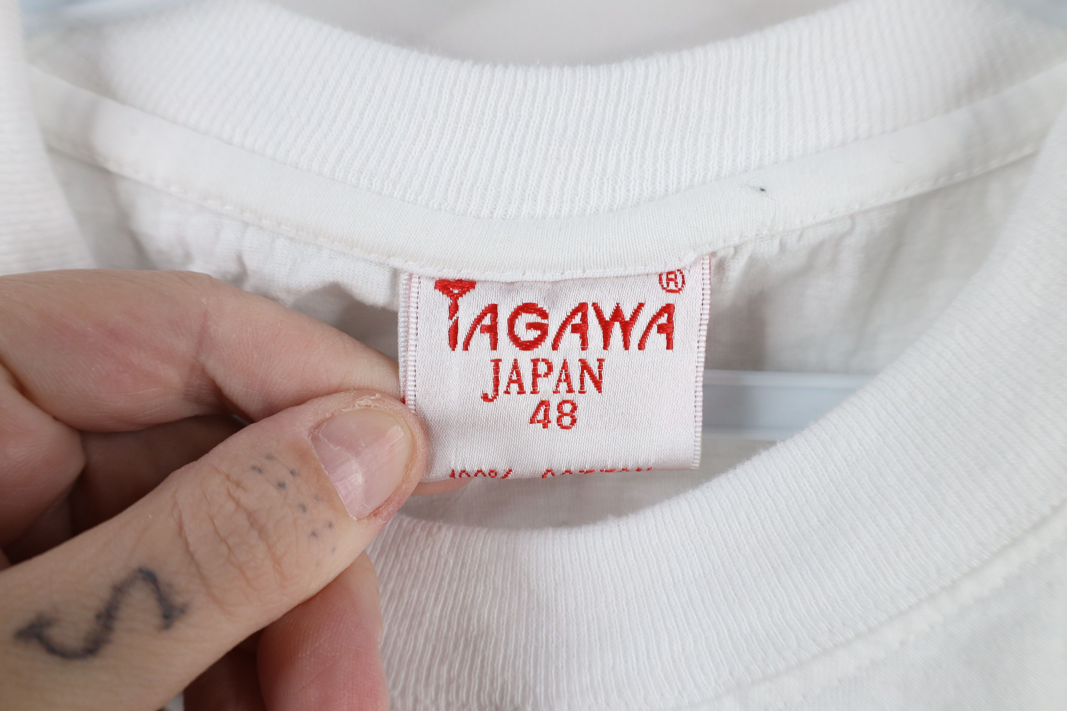 Vintage Vintage 90s Streetwear Singapore Flower T-Shirt White Cotton Size US XL / EU 56 / 4 - 6 Thumbnail