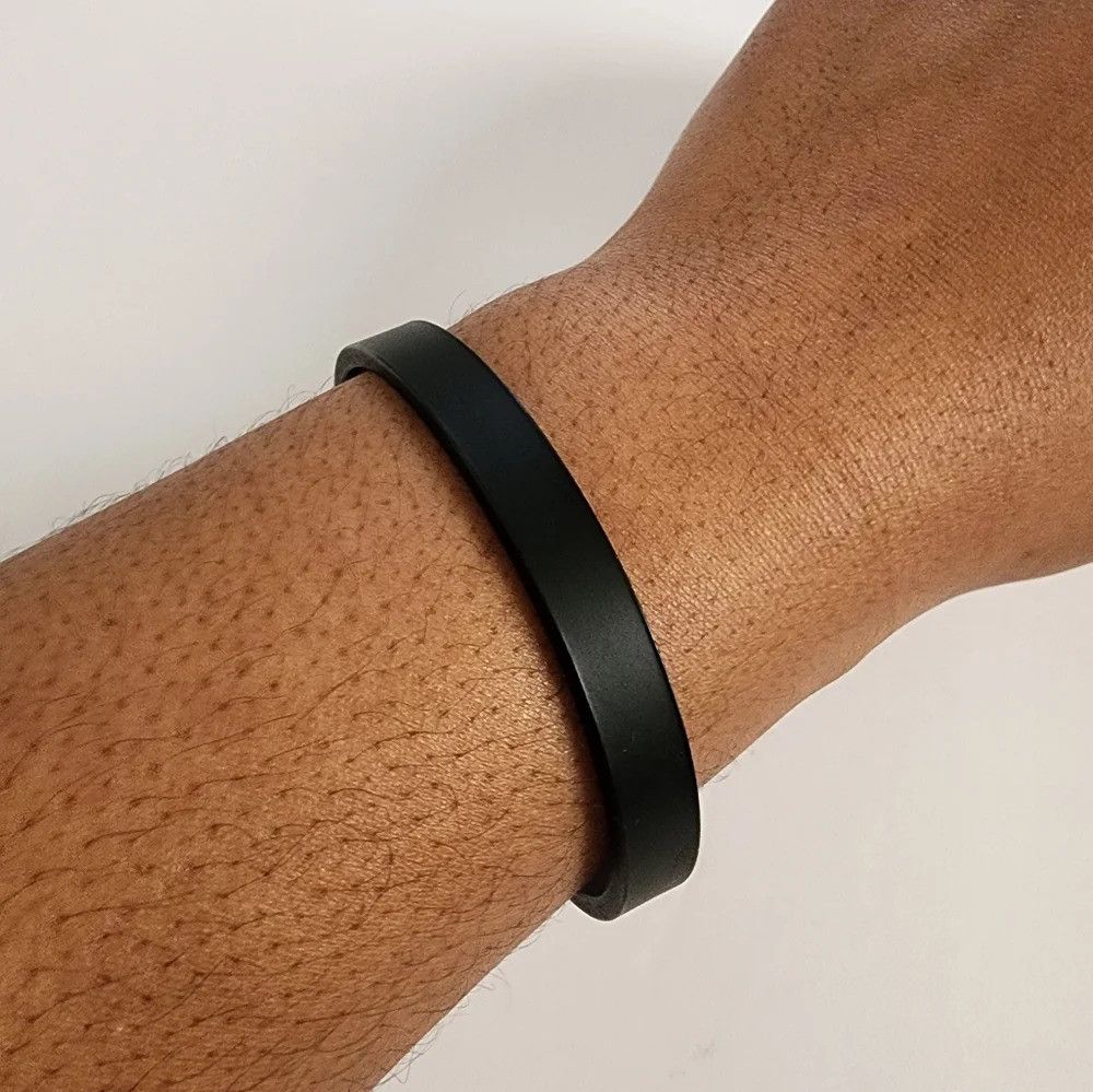 Express × Jewelry NWOT Express, Black Metal Cuff Bracelet Heavyweight Size ONE SIZE - 1 Thumbnail