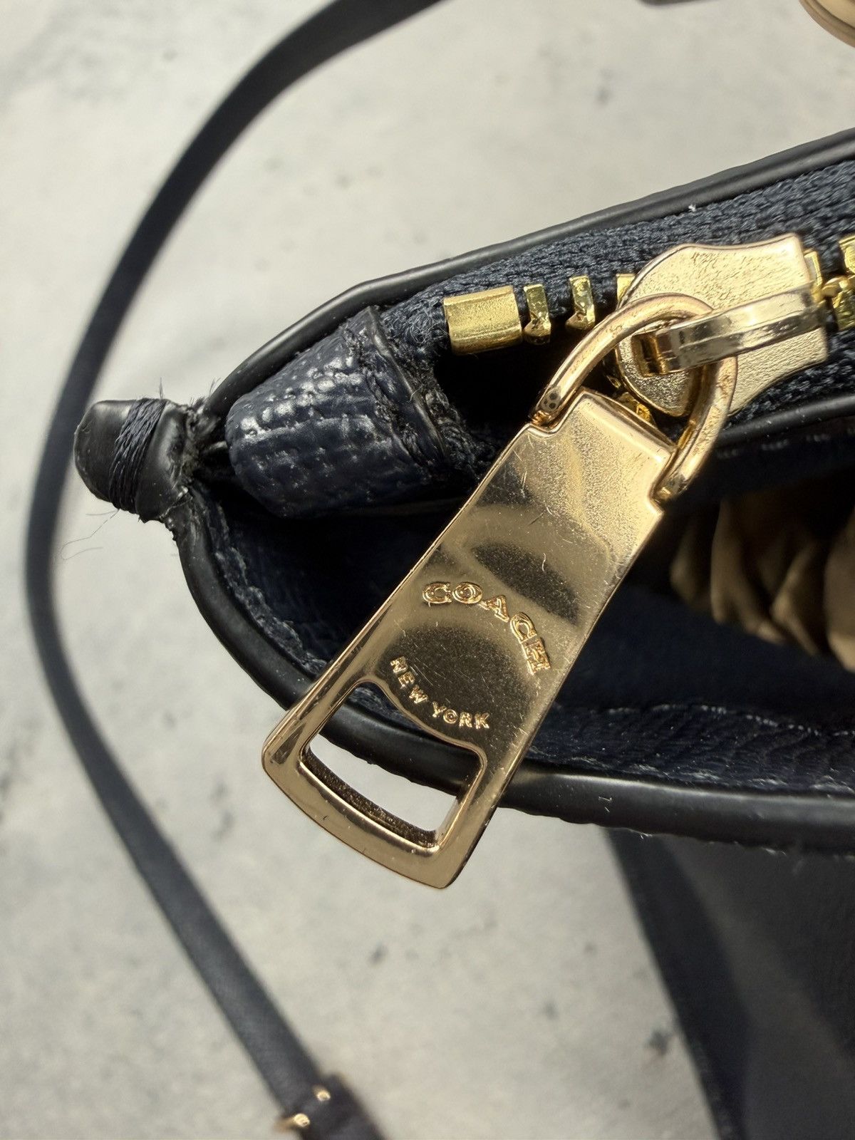Coach Coach Crosby Carryall F14928 Leather Mini Tote Crossbody Bag Size ONE SIZE - 11 Thumbnail