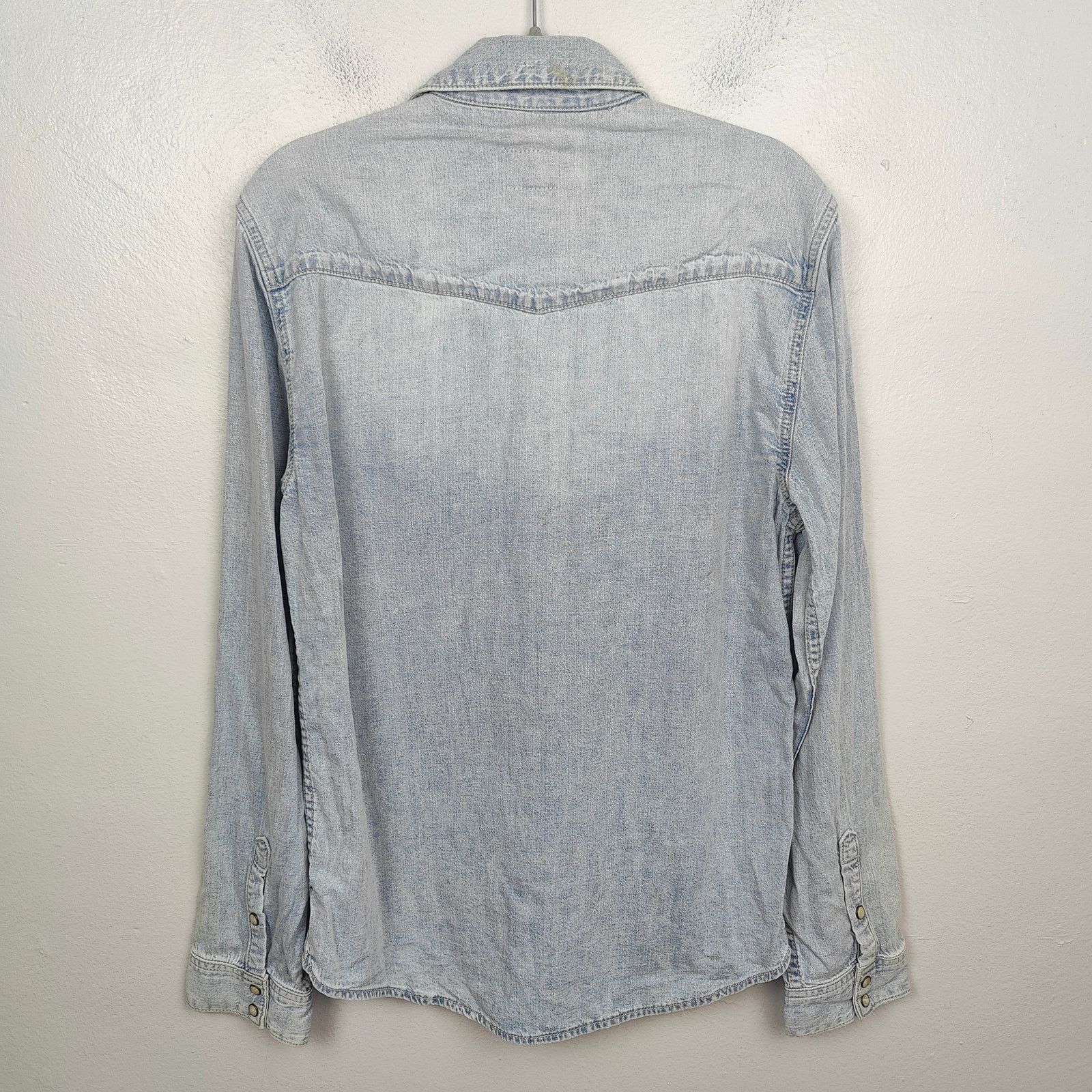 Guess Vintage Y2K Guess Denim Pearl Snap Shirt Mens Medium Size US M / EU 48-50 / 2 - 6 Thumbnail