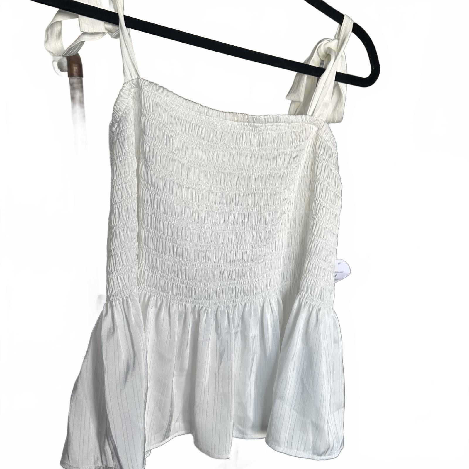Designer Arula NWT White Smocked Top with Ruffle Hem Size XL / US 12-14 / IT 48-50 - 1 Preview
