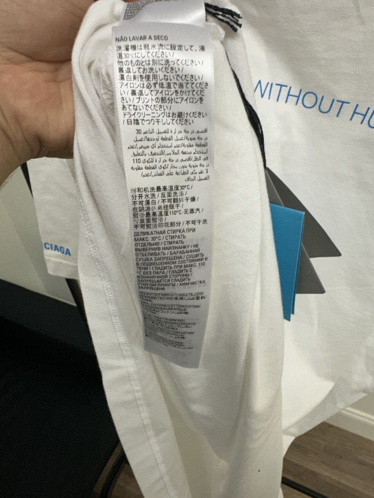 Balenciaga Balenciaga White/Blue Tee Shirt World Food Programme Size US M / EU 48-50 / 2 - 7 Thumbnail
