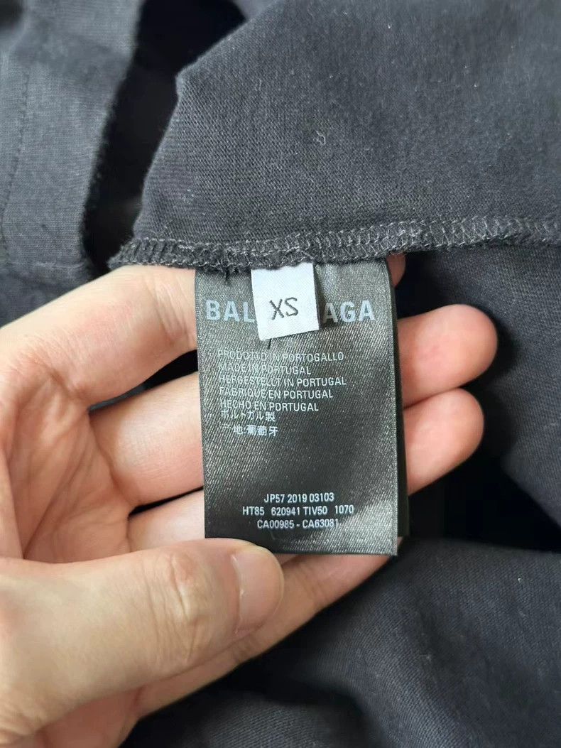 Balenciaga Balenciaga Black Letter Short Sleeve 2503-Nextarrow Size US XS / EU 42 / 0 - 3 Thumbnail