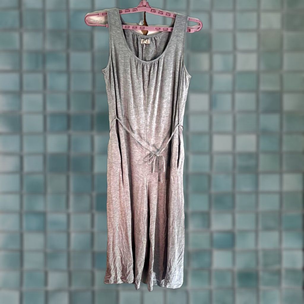 Vintage Cupio Jumpsuit One-Piece Wide-Leg Tie Scoop Neck Gray Women’s M Casual, Activewear, Travel, Workwear Size 32" / US 10 / IT 46 - 1 Thumbnail