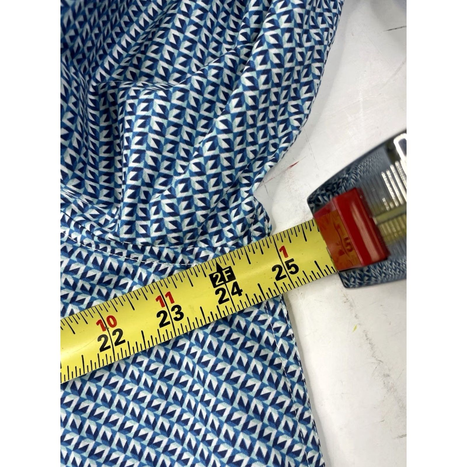 Robert Graham Robert Graham Mens XL Shirt Geometric Long Sleeve Button-Up Blue Paisley 2010-2019 Size US XL / EU 56 / 4 - 6 Thumbnail