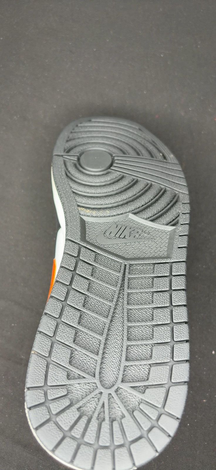 Air jordan 1 shattered backboard