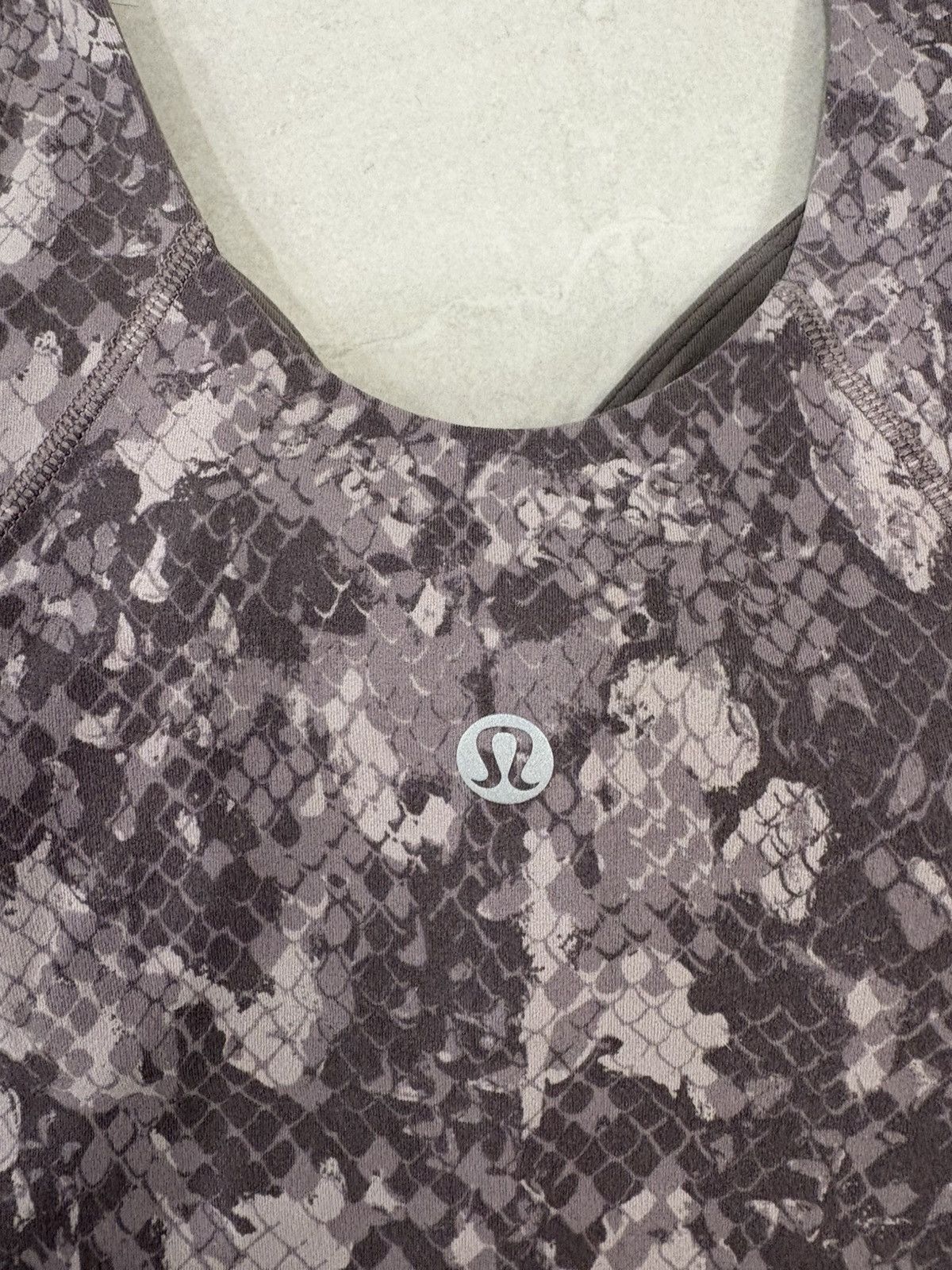 Lululemon Lululemon Align Tank Waist Length Camo Lunar Rock Sz 2 Size XS / US 0-2 / IT 36-38 - 8 Thumbnail