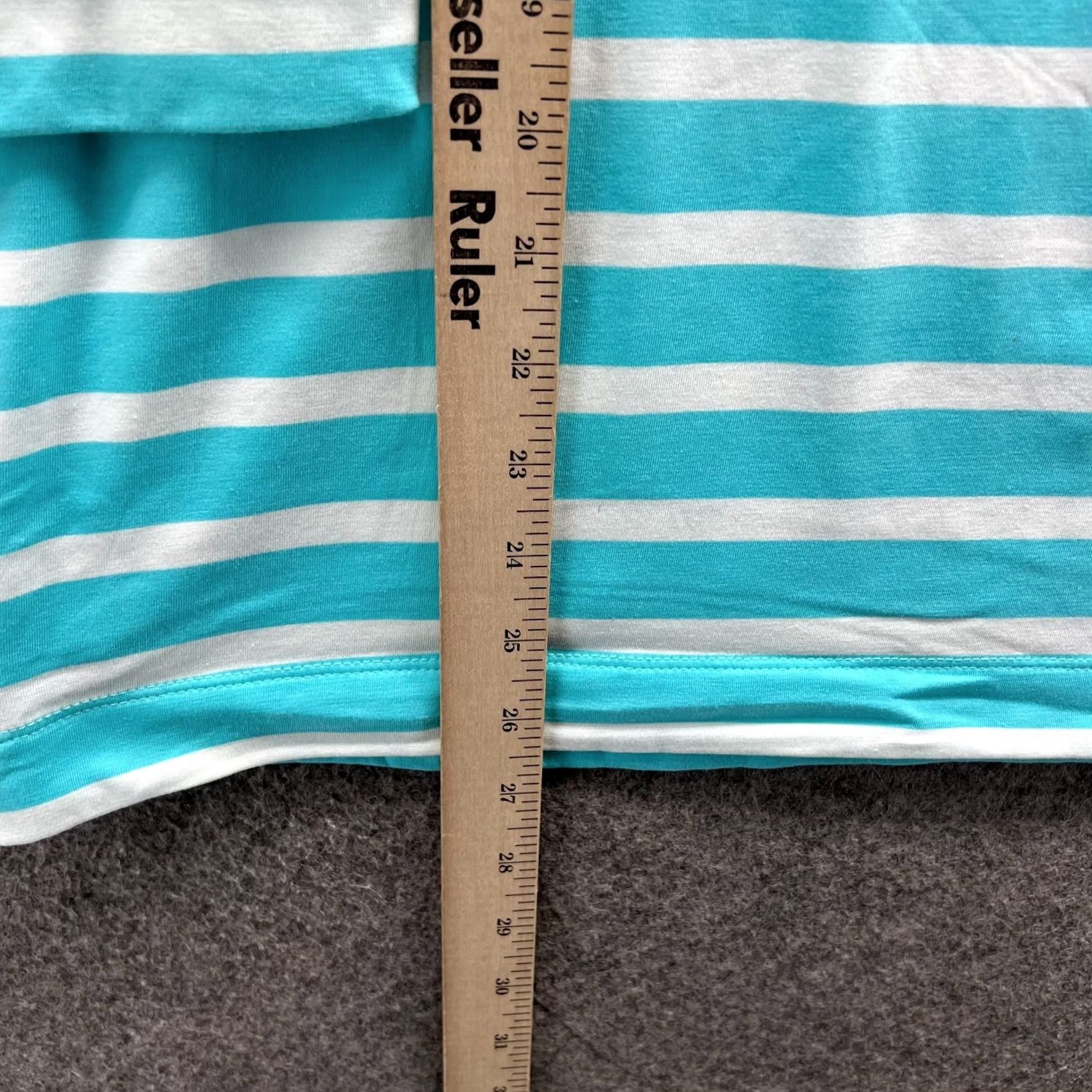 Nike VINTAGE Nike Shirt Womens 2XL Blue White Stripes Round Neck Dri Fit UV 3/4 Sleeve Size XXL / US 16-18 / IT 52-54 - 4 Thumbnail