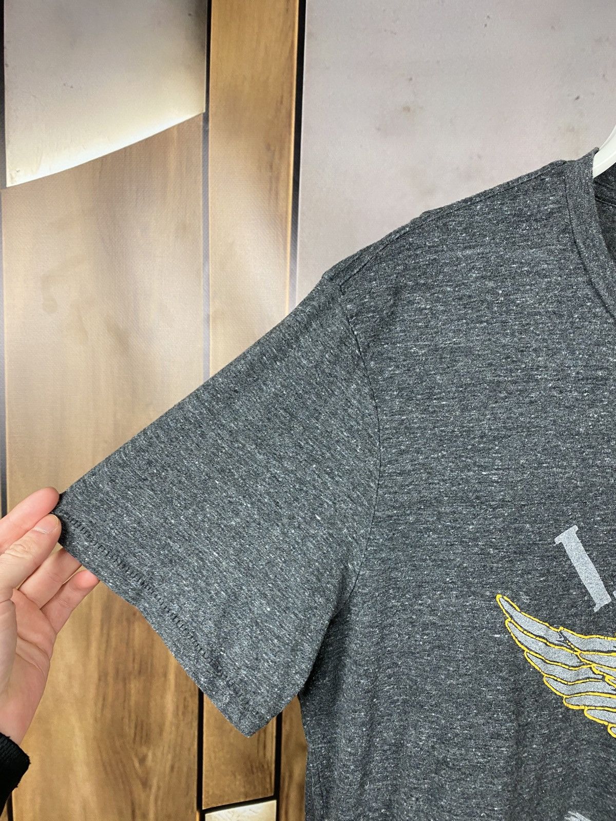 Levi's 🎠T-Shirt Levi’s Cal Est 1873 Art Tee🎠 Size US L / EU 52-54 / 3 - 3 Thumbnail
