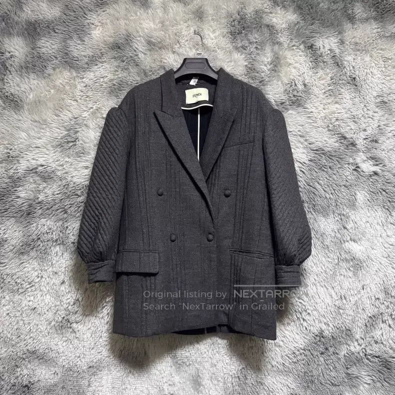 Fendi Fendi Gray Cashmere Bubble Sleeve Showpiece Coat Size XS / US 0-2 / IT 36-38 - 1 Thumbnail
