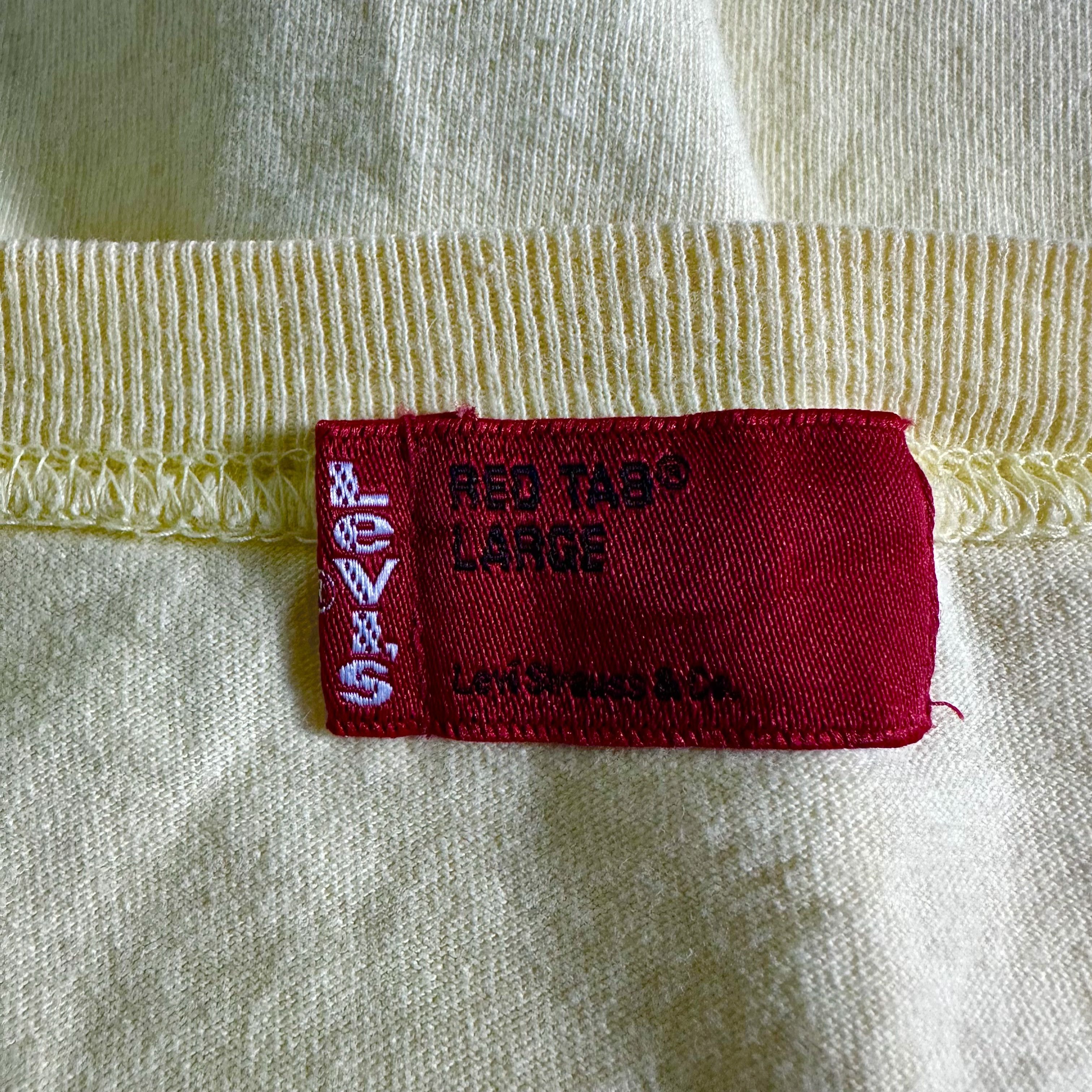 Levi's 🔥RARE🔥Vintage Levi's Red Tab Spell Out T-shirt Size US L / EU 52-54 / 3 - 5 Thumbnail