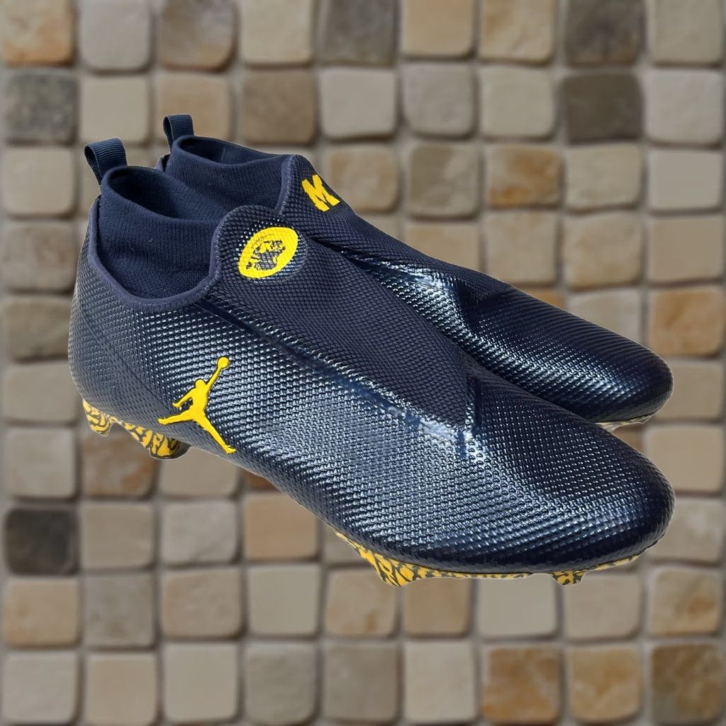 Nike Nike Vapor Edge Michigan Wolverines Football Cleat Team Issue 15 Men Blue Vapor Edge Sneaker W Cleat Wolverine Nike CV6279-400 Size US 15 / EU 48 - 1 Thumbnail
