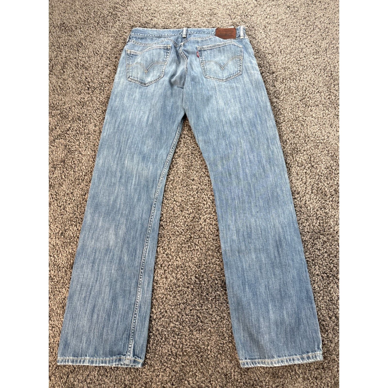 Levi's VINTAGE Levis 514 Jeans Mens 36x36 Light Wash Distressed Y2K Grunge Blue Denim Straight 36 in Waist 36 in XS? Size US 36 / EU 52 - 6 Thumbnail