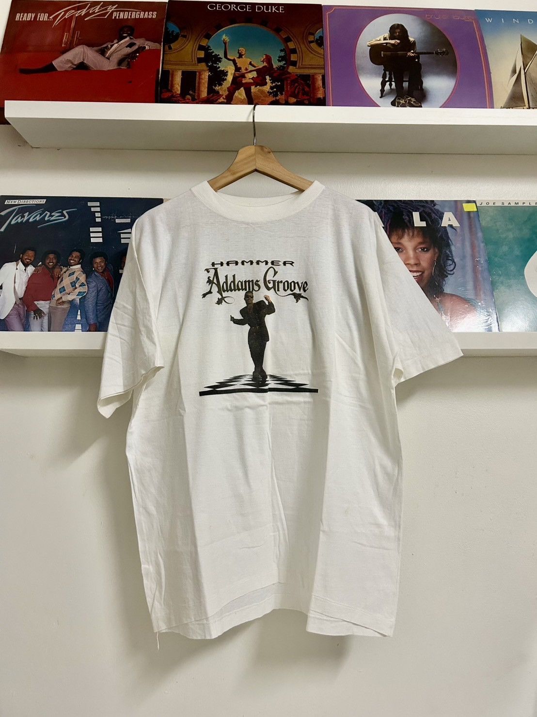 Vintage MC Hammer Vintage T Shirt 90’ Size US XL / EU 56 / 4 - 1 Thumbnail