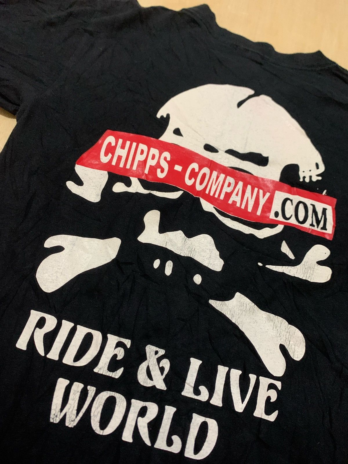 Vintage Vintage Y2k Chipps-Company Ride & Live World Skull Tshirt Size US S / EU 44-46 / 1 - 5 Thumbnail
