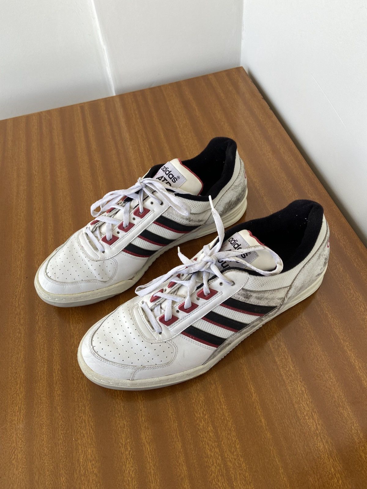 Adidas Adidas Size US 11 / EU 44 - 1 Thumbnail