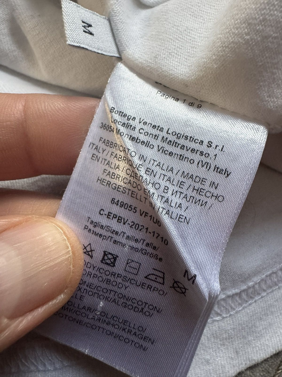 Bottega Veneta BOTTEGA VENETA tshirt FITS AS SHOWN IN PHOTOS BY TAPE MEASUR Size US S / EU 44-46 / 1 - 17 Thumbnail