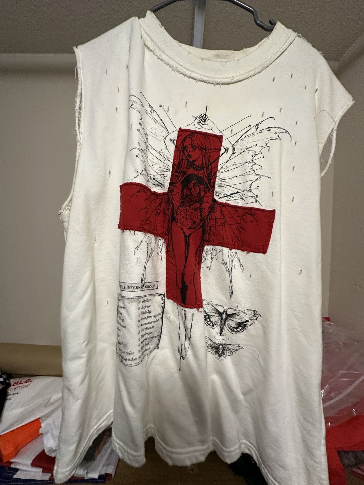 Drop Dead Drop dead red cross sweat-tank Size US XXL / EU 58 / 5 - 1 Thumbnail