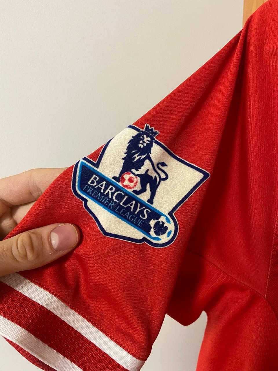 Warrior Warrior Liverpool Premier League Gerrard #8 Red Jersey Size US S / EU 44-46 / 1 - 5 Thumbnail
