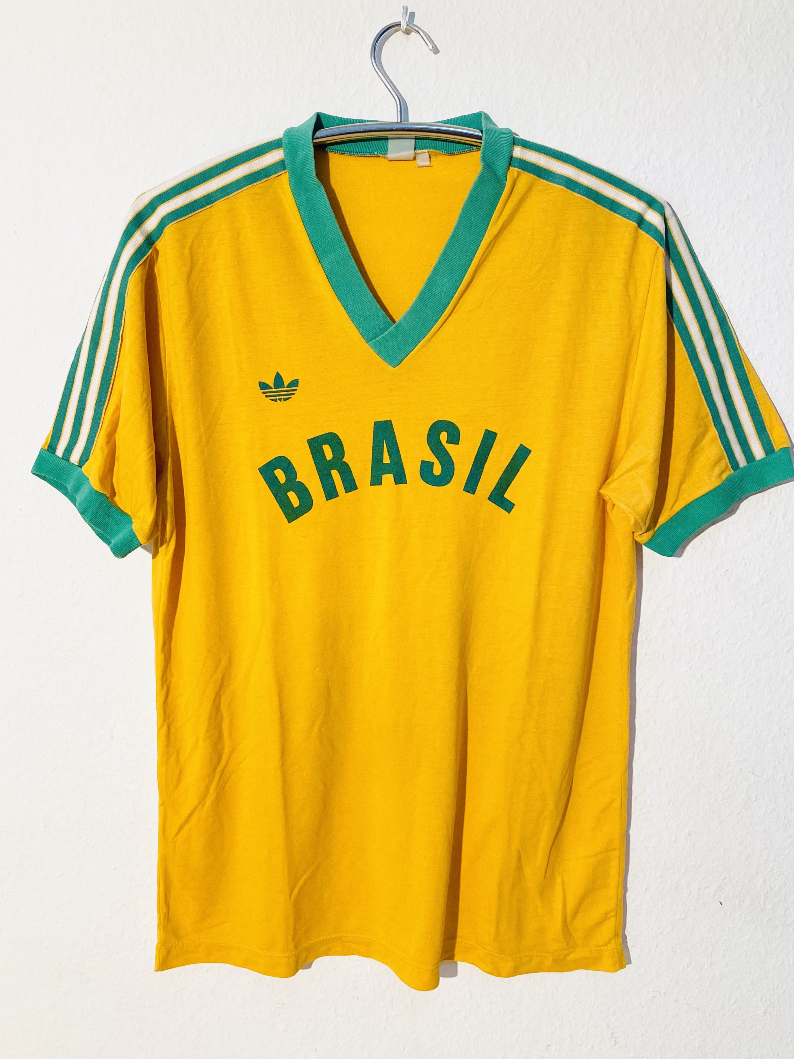 Adidas Brazil 1988 Olympics Home Football Shirt Size US L / EU 52-54 / 3 - 1 Thumbnail