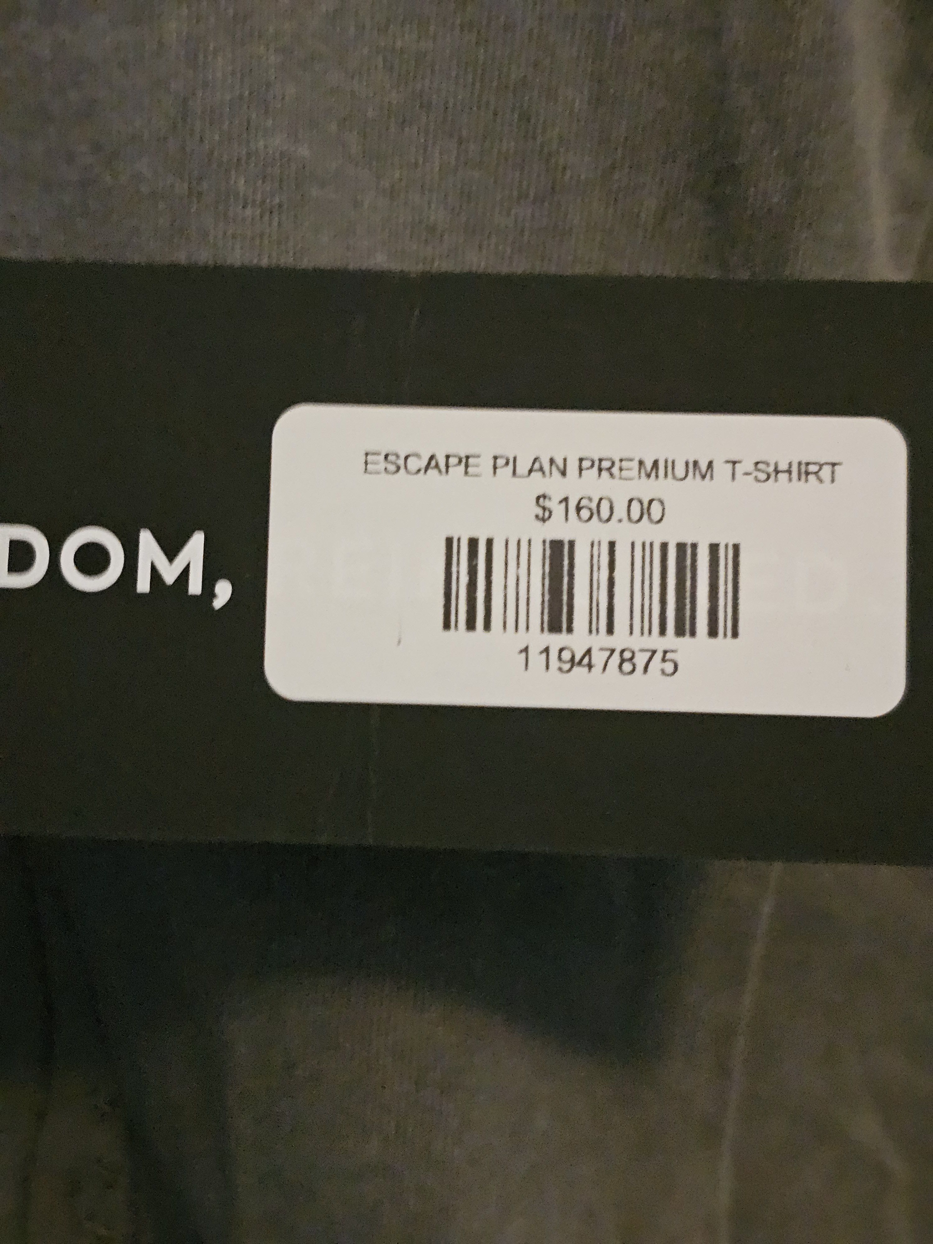 Other Escape Plan Mens Short Sleeve T-shirt Size US S / EU 44-46 / 1 - 3 Thumbnail