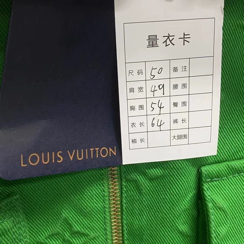 Louis Vuitton louis vuitton's new green lumber-covered logo jacket-2507 Size US L / EU 52-54 / 3 - 6 Thumbnail