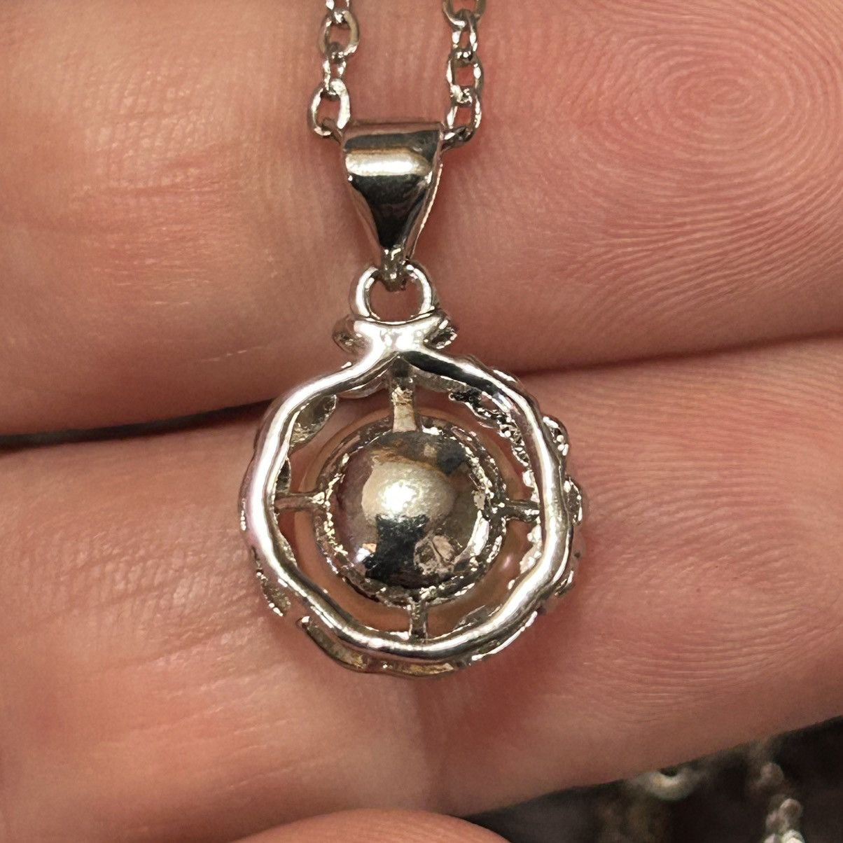 Handmade Handcrafted genuine fresh water pearl pendant necklace Size ONE SIZE - 5 Thumbnail