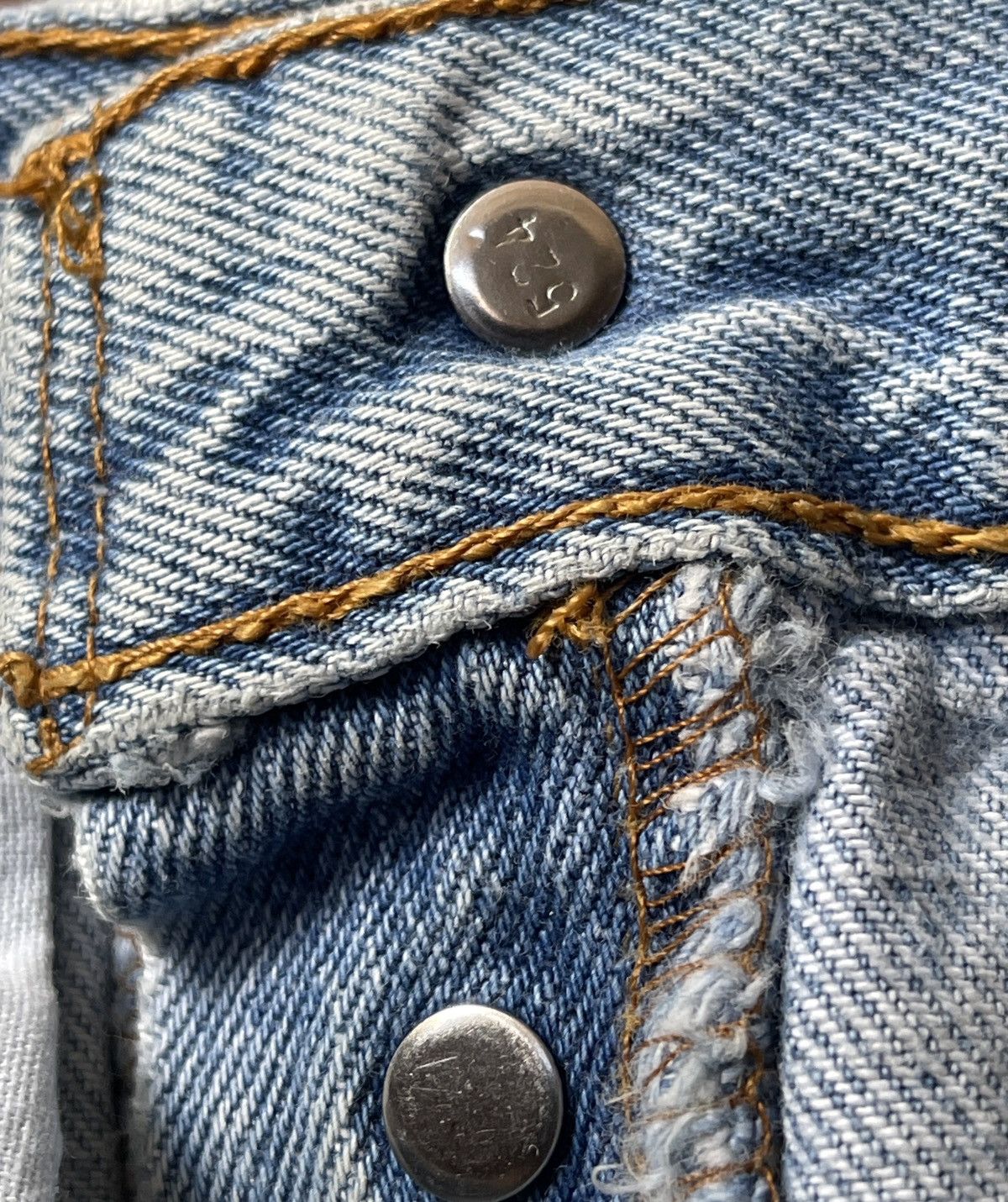 Levi's Vintage Clothing Vintage Levis Deconstructed Distressed Skirt Frayed Hem Size 31" - 13 Thumbnail
